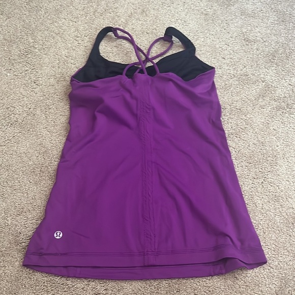 Purple Lululemon Tank with built in bra size 4 - Picture 2 of 4